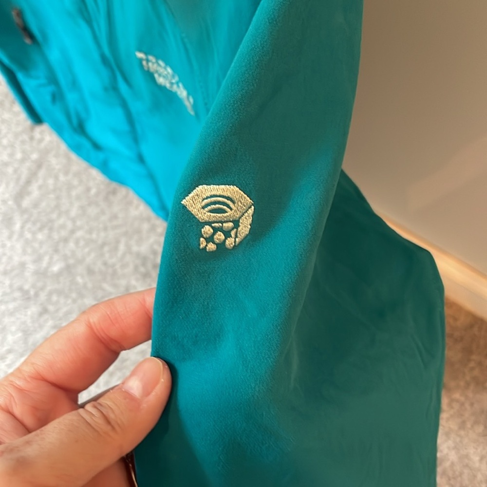 Mountain Hardware Lightweight Full Zip - image 3